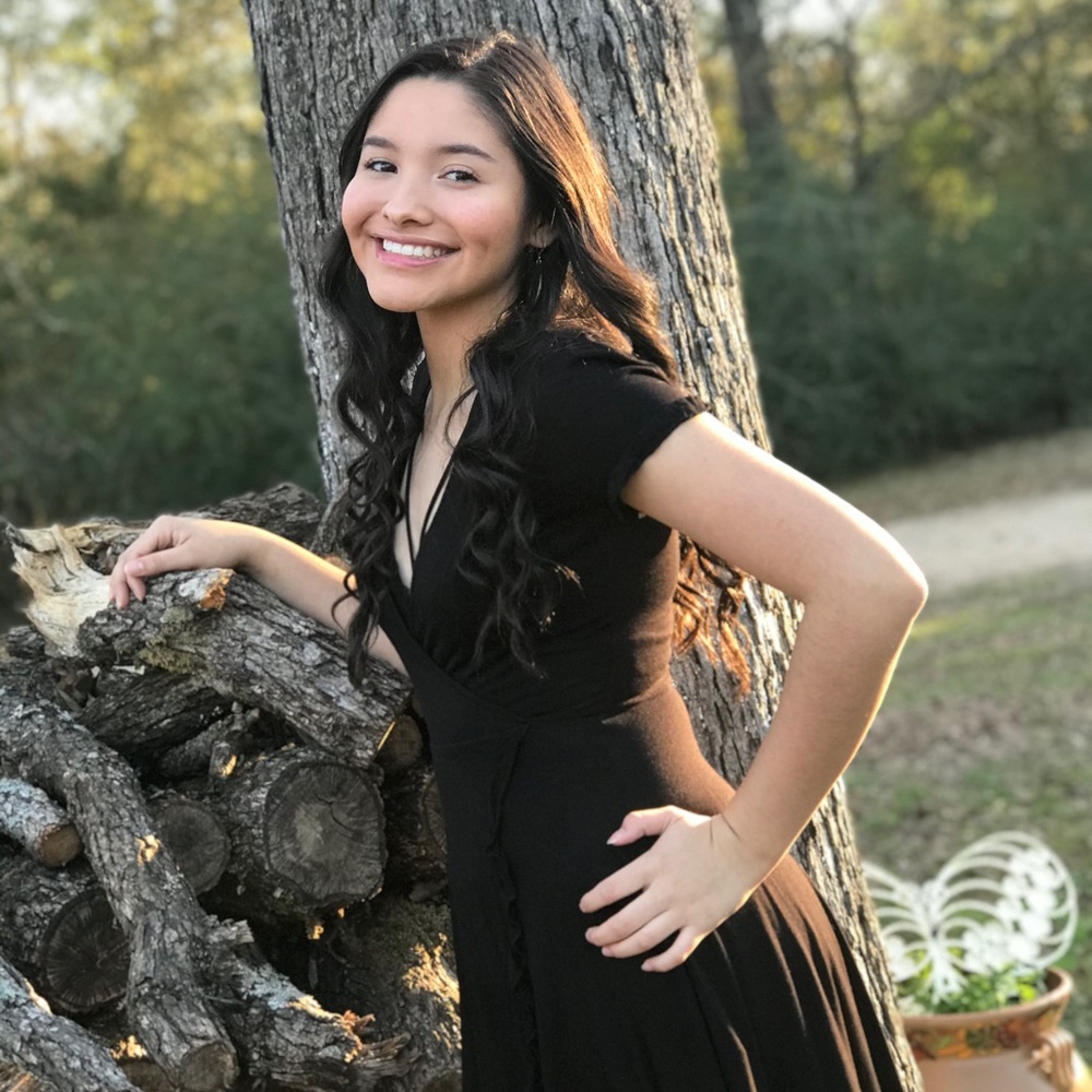 Meet your Posher, Abigail